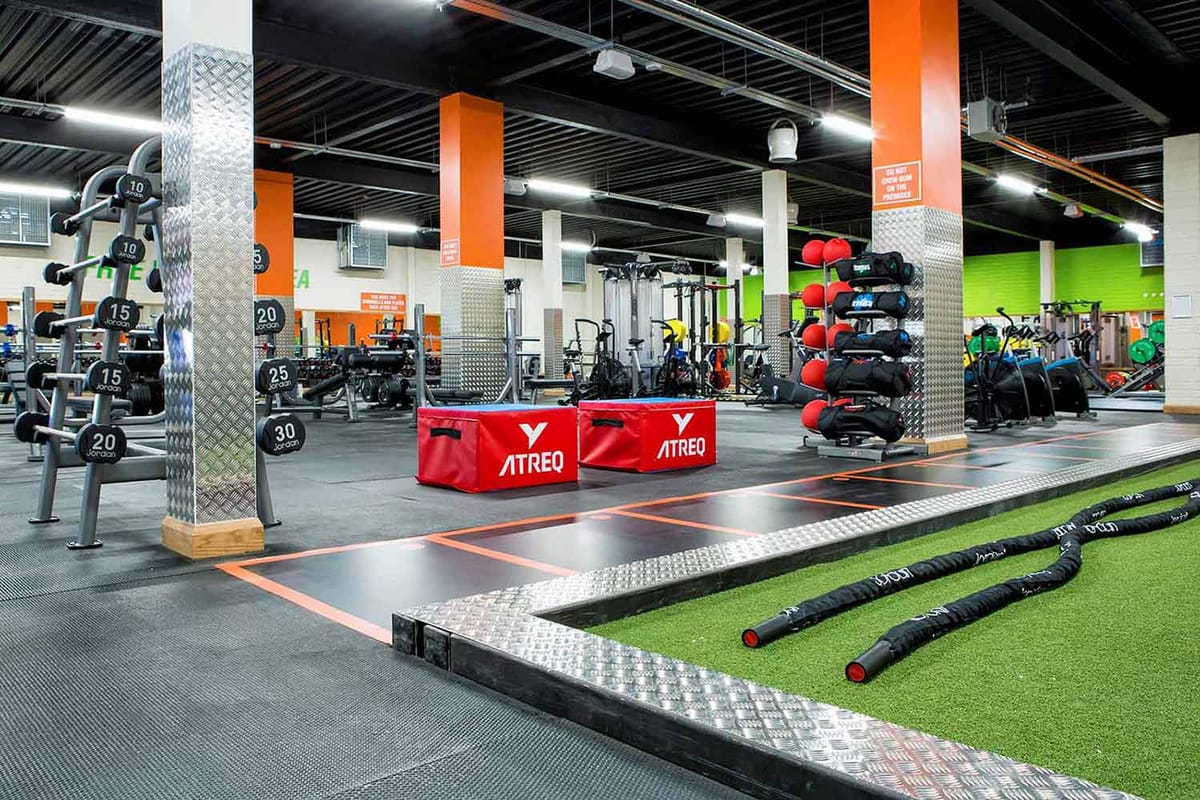 Ben Dunne Gyms — Interiors photography by Paul O'Connell, Dublin (6)