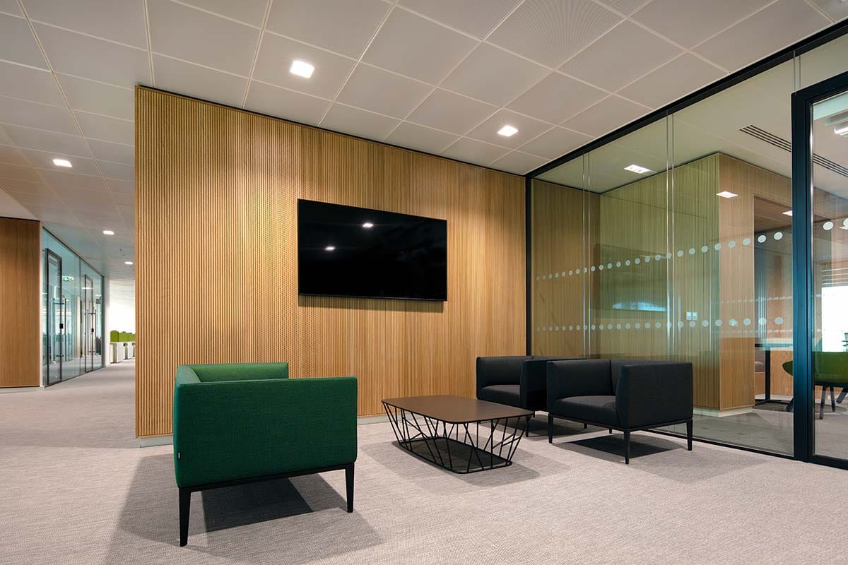Bene office furniture at Wuxi Biologics — Retail photography by Paul O'Connell, Dublin (2)