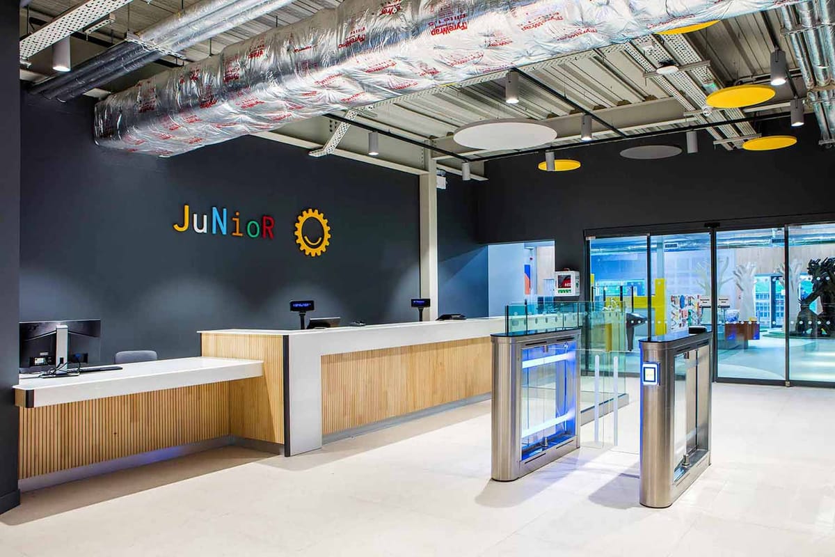 Explorium — Workplace photography by Paul O'Connell, Dublin (19)