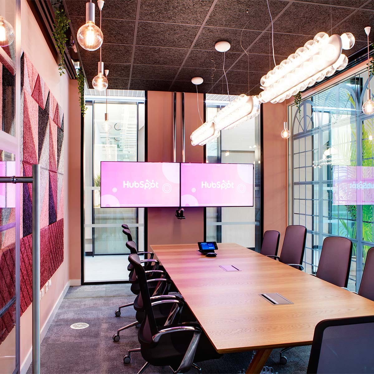 Hubspot — Workplace photography by Paul O'Connell, Dublin (4)