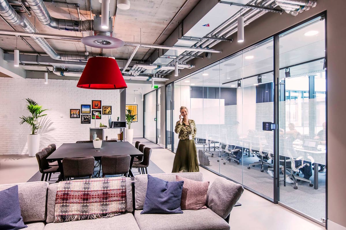 Informatica Office Dublin — Workplace photography by Paul O'Connell, Dublin (13)