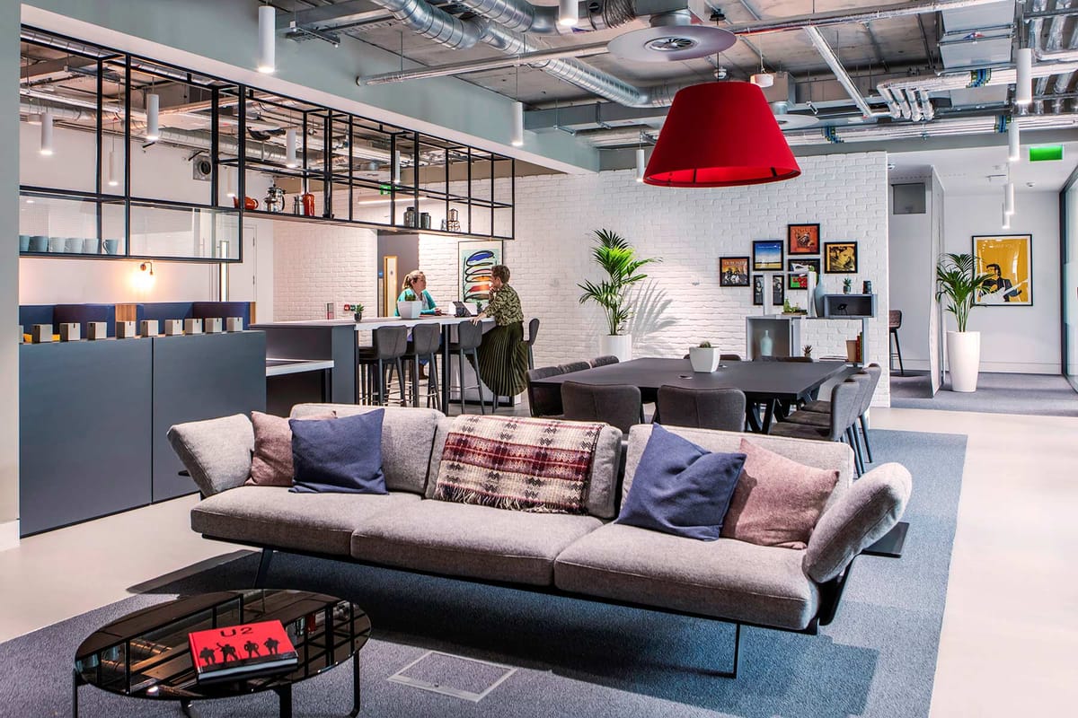Informatica Office Dublin — Workplace photography by Paul O'Connell, Dublin (19)