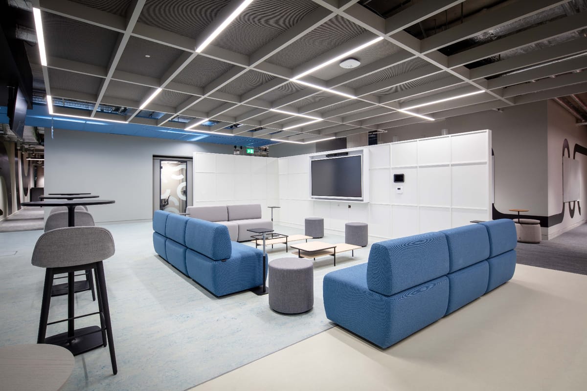 Sorting Office Dublin — Workplace photography by Paul O'Connell, Dublin (17)
